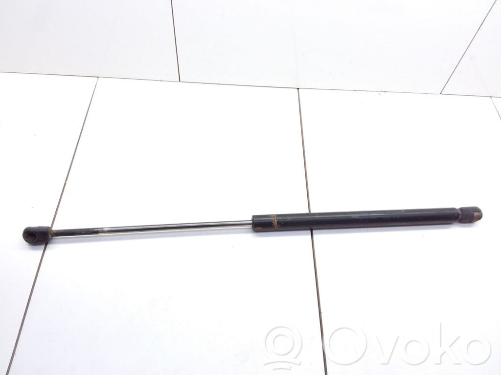 Ford Focus Bagāžnieka amortizators 