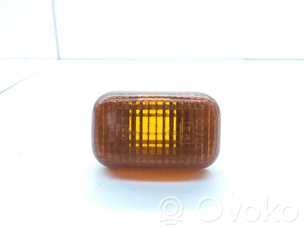 Seitenblinker   0465041,E401400,W5W4596