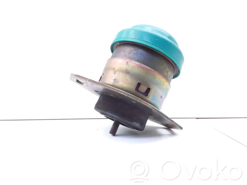 Engine mount bracket   20700