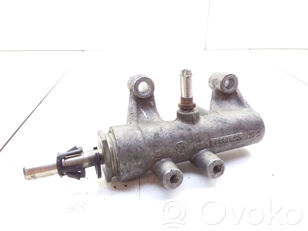 Opel Vectra C Regulator ciśnienia paliwa 