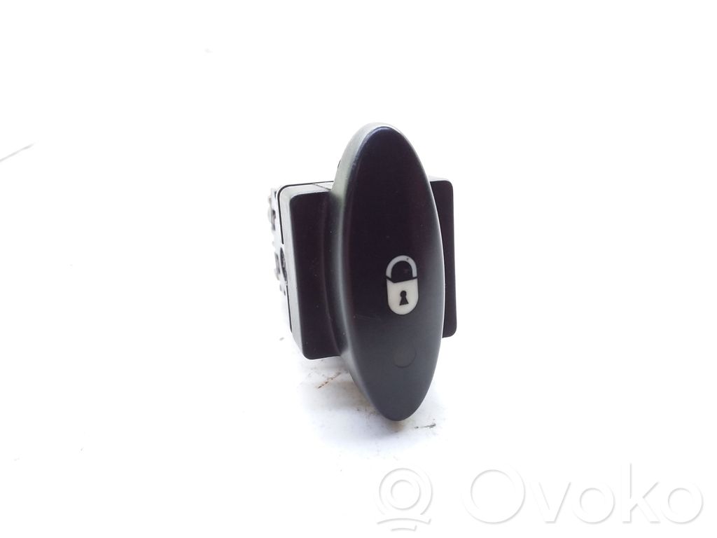 Citroen C5 Central locking switch button 
