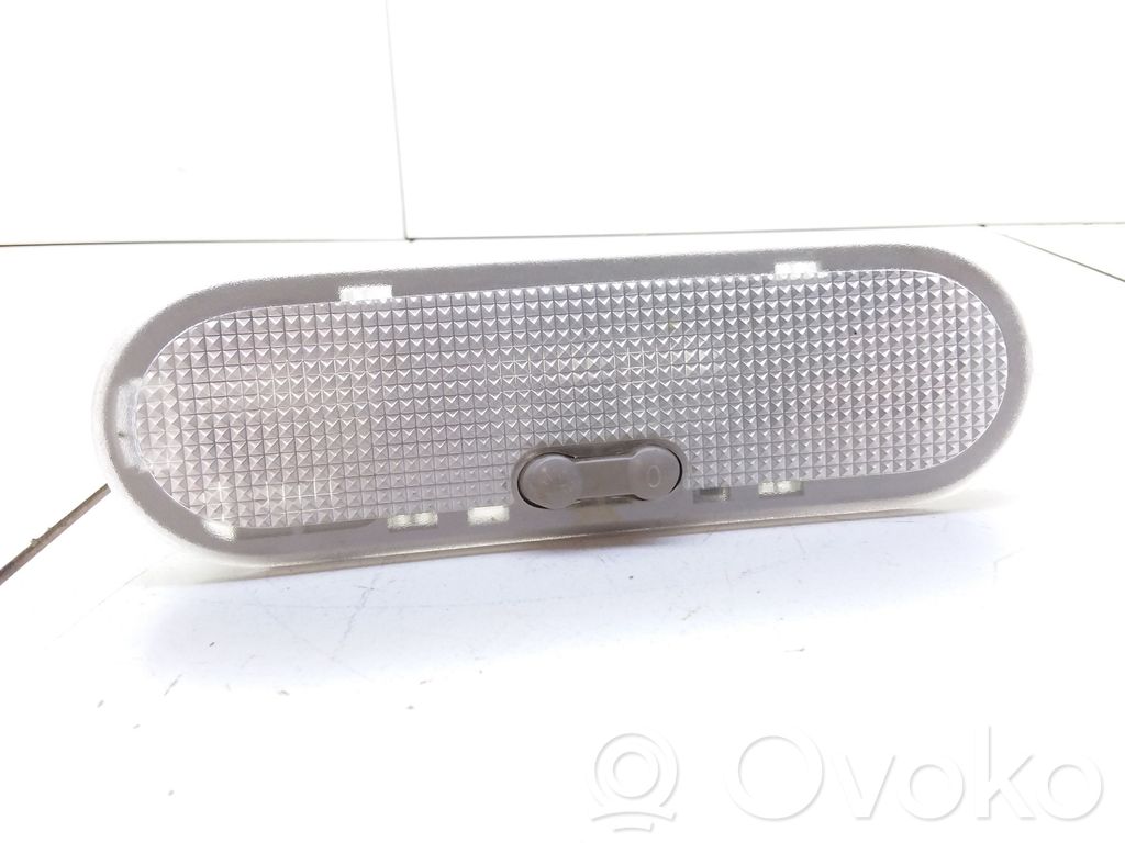 Takaistuimen valo   8200074362