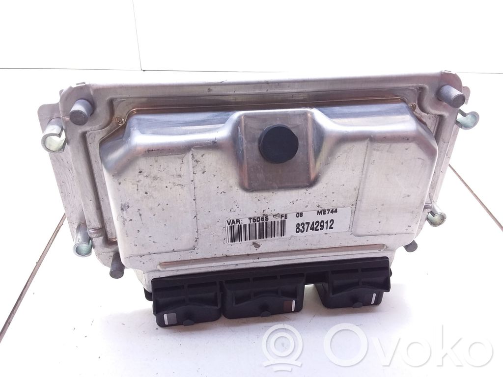 Peugeot 307 CC Engine control unit/module 