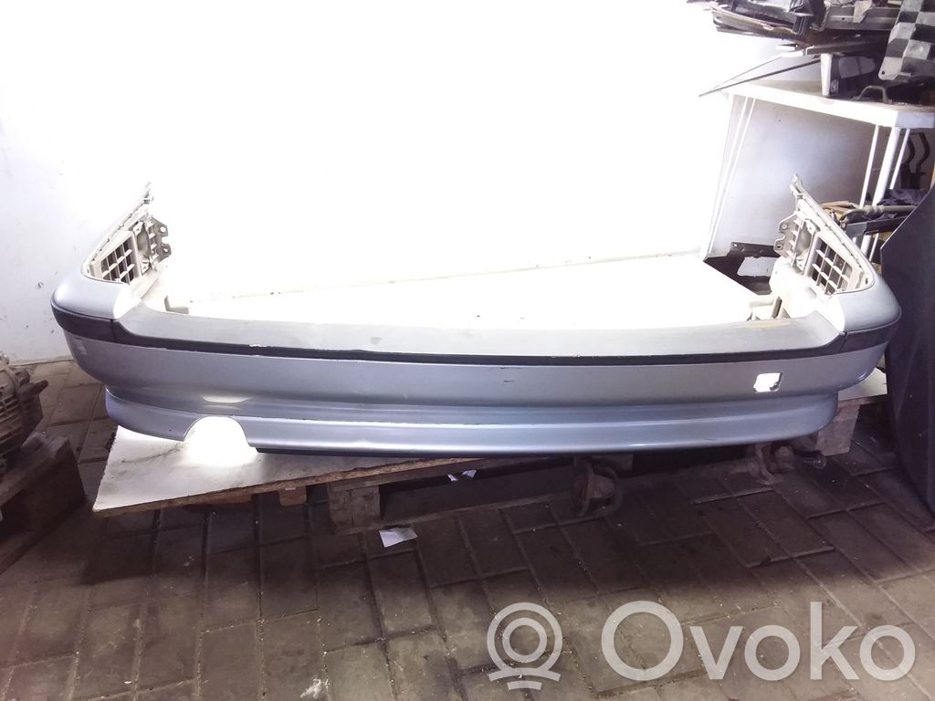 BMW 5 E39 Bamperis 