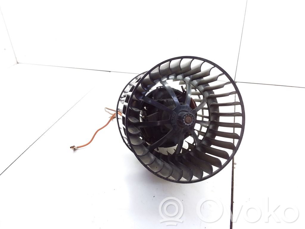 Opel Astra F Mazā radiatora ventilators 