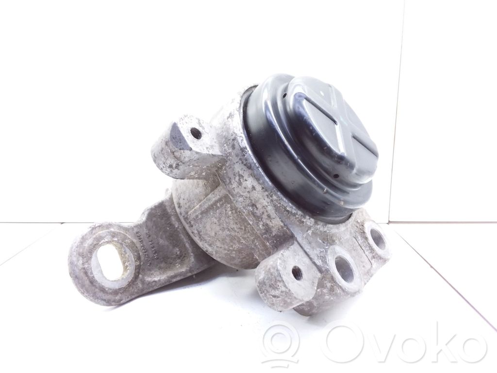 Ford Mondeo Mk III Engine mount bracket 