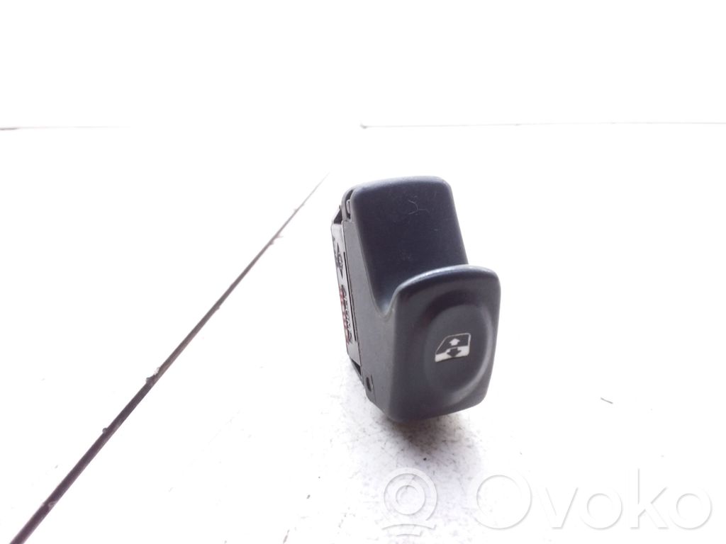 Renault Megane I Electric window control switch 