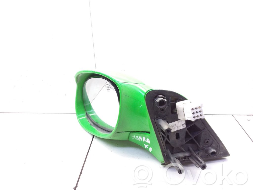 Citroen Xsara Picasso Front door electric wing mirror 