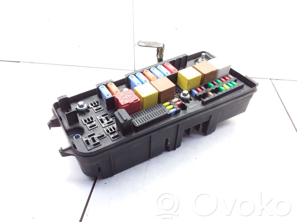 Opel Vectra C Módulo de fusible 