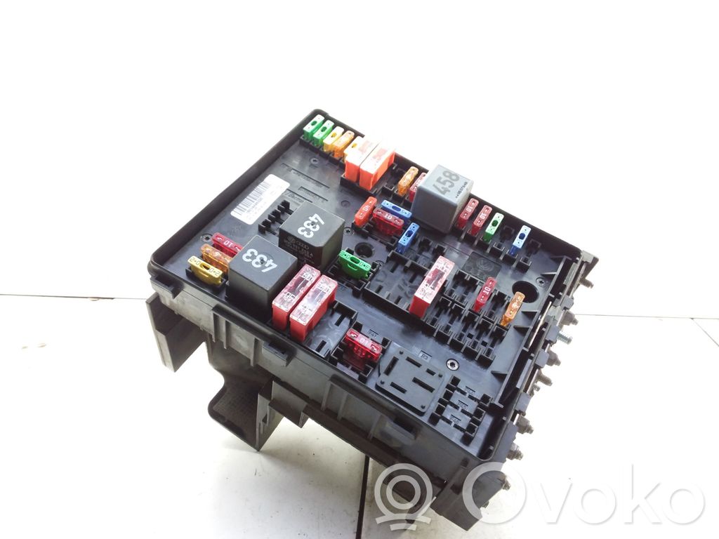 Skoda Octavia Mk2 (1Z) Modulo fusibile 