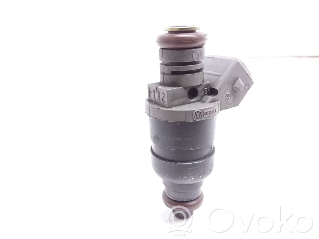 Audi A3 S3 8L Inyector de combustible 