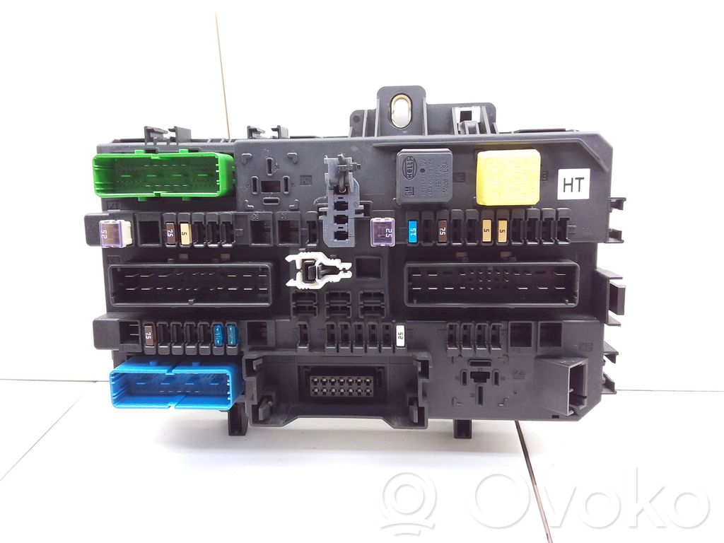 Opel Astra H Fuse box set 
