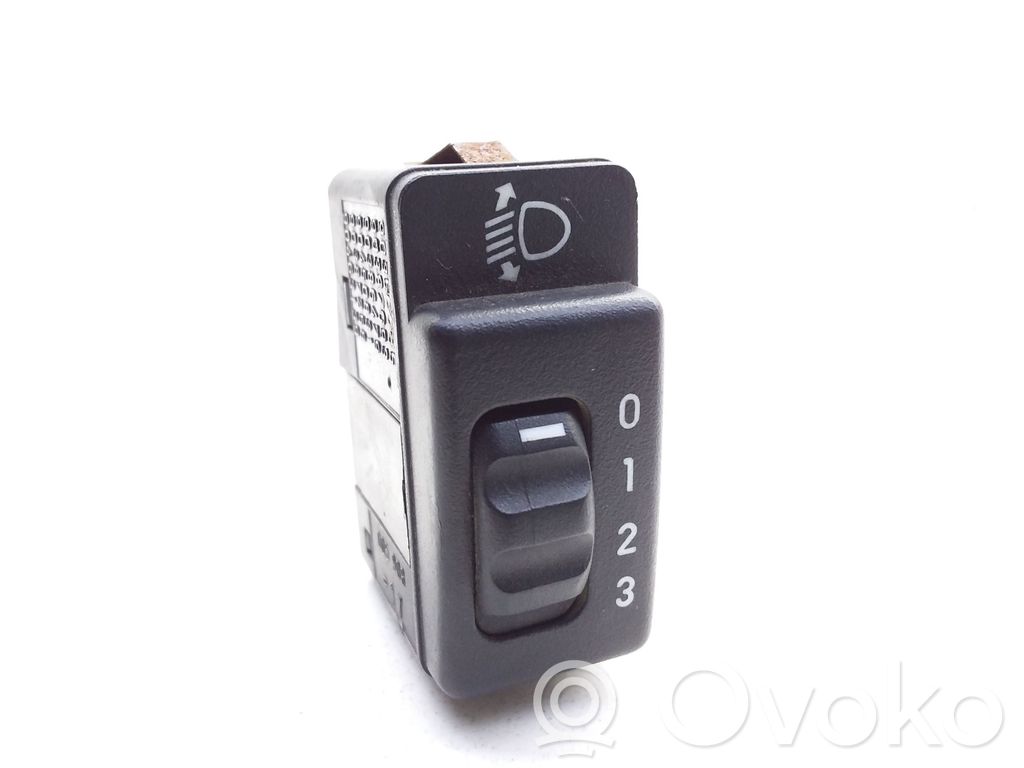 Opel Astra F Switch for retractable tow bar 