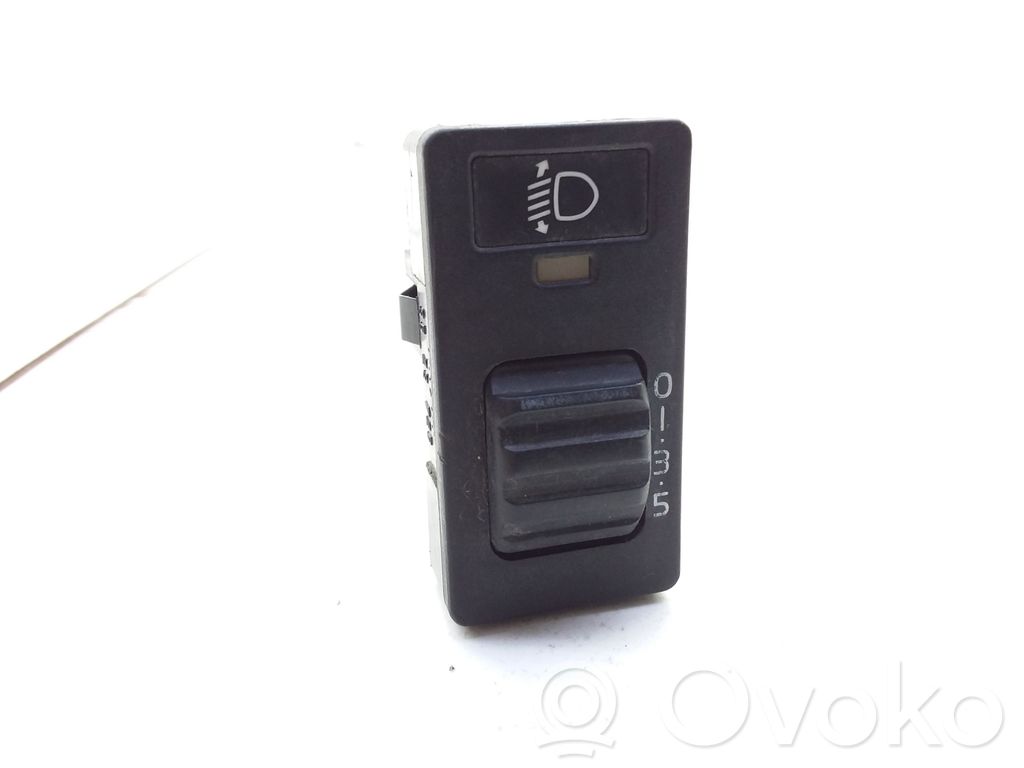 Headlight level height control switch   04000300,3523725
