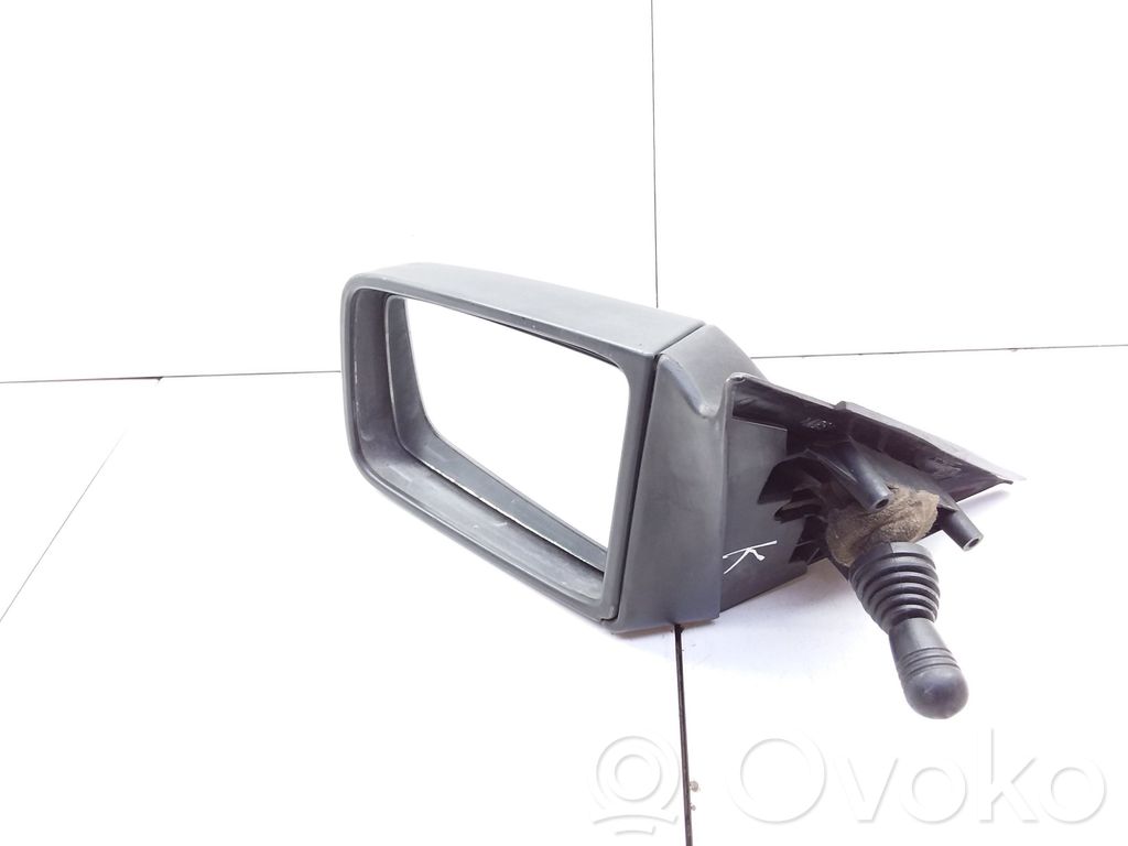 Opel Astra F Elektryczne lusterko boczne drzwi przednich 