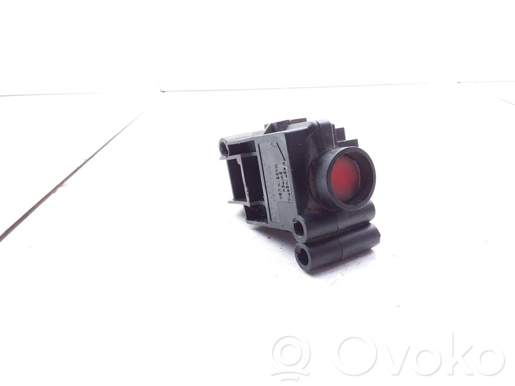 Interruptor de corte de combustible   XW4T9341AA,990708A