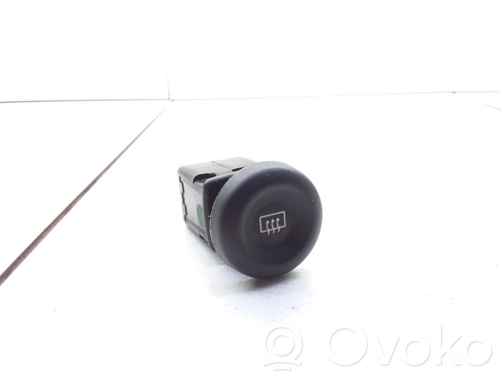 Renault Megane II Windscreen/window heater switch 
