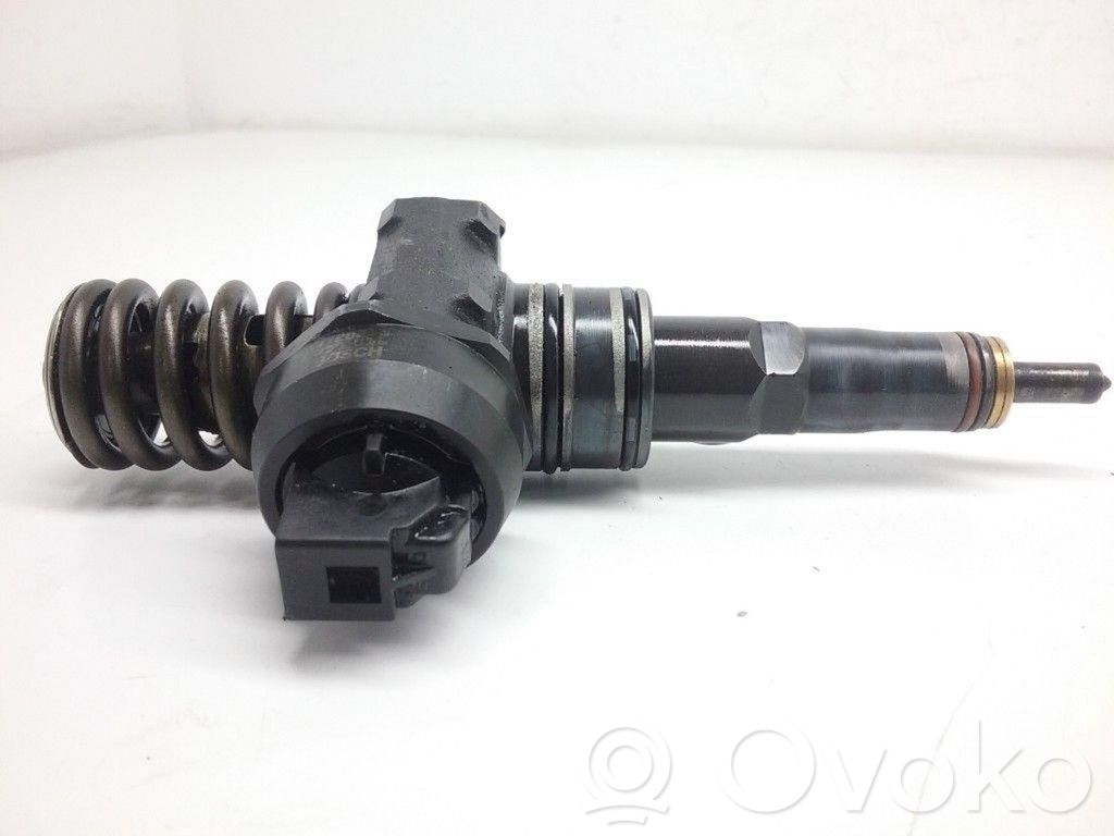 Skoda Fabia Mk1 (6Y) Inyector de combustible 