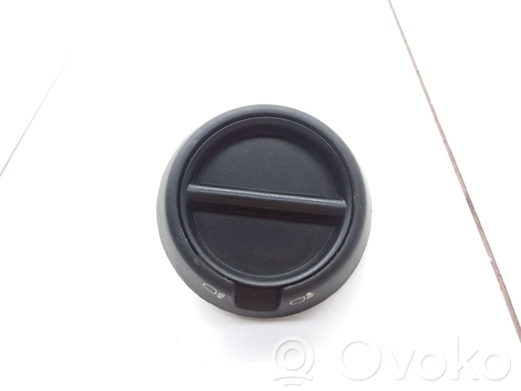 Renault Megane II Headlight level height control switch 