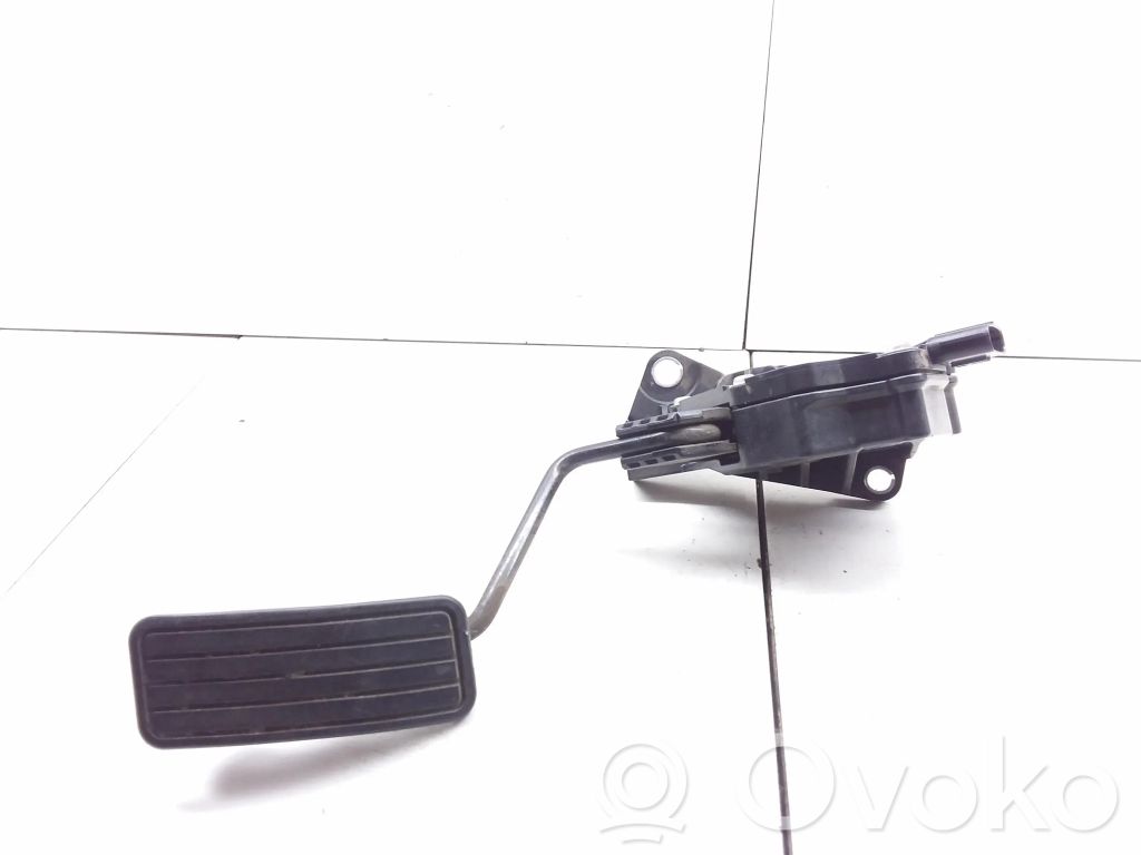 Subaru Legacy Kaasupoljin 