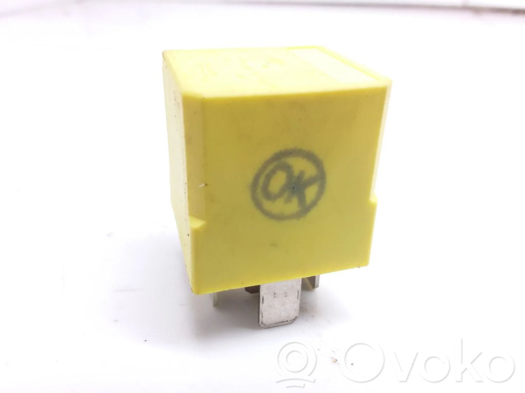 Jaguar S-Type Hazard warning light relay 