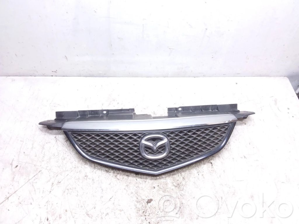 Mazda MPV II LW Rejilla delantera 