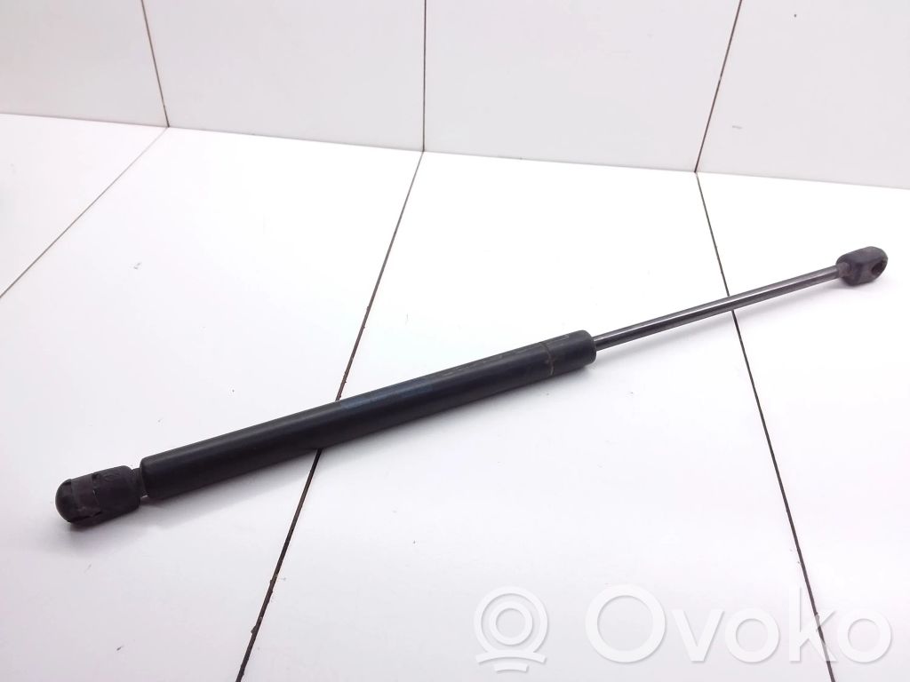 Volkswagen Polo III 6N 6N2 6NF Amortyzator klapy tylnej bagażnika 