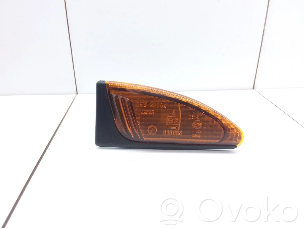 Subaru Legacy Front fender indicator light 
