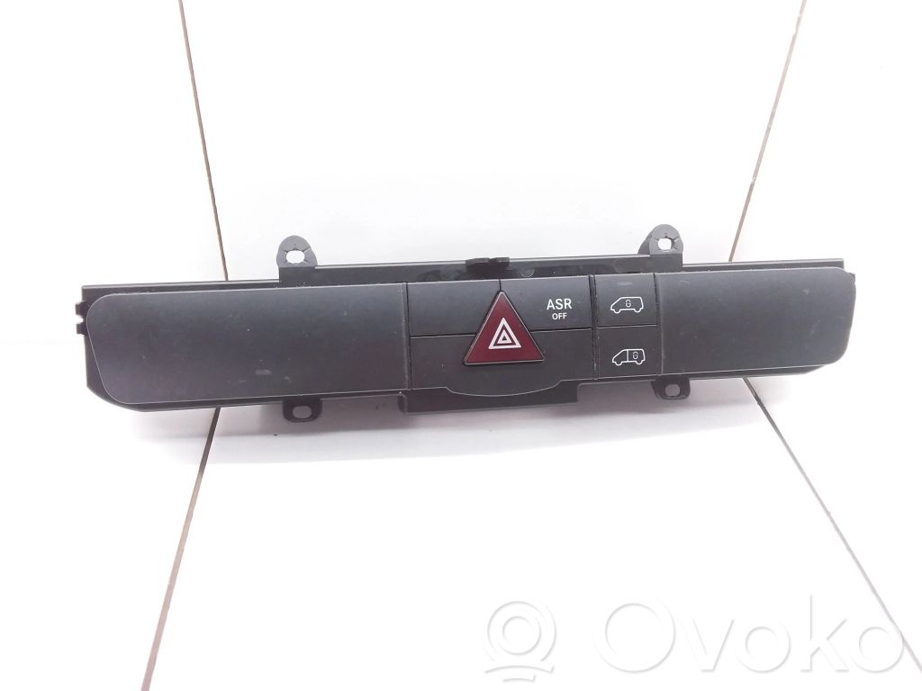 Mercedes-Benz Sprinter W906 Interruttore luci di emergenza 