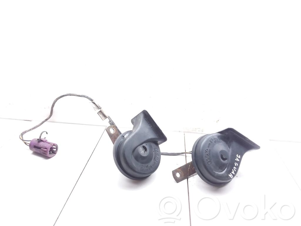 Jaguar XJ X40 Horn signal 