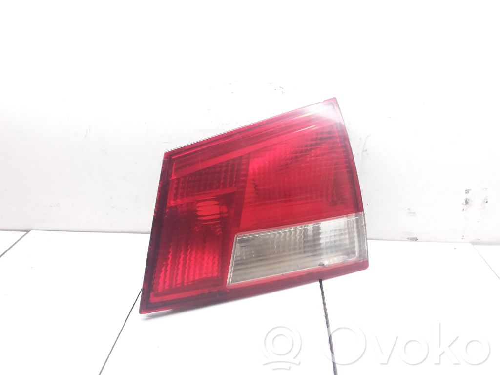 Opel Vectra C Lampy tylnej klapy bagażnika 