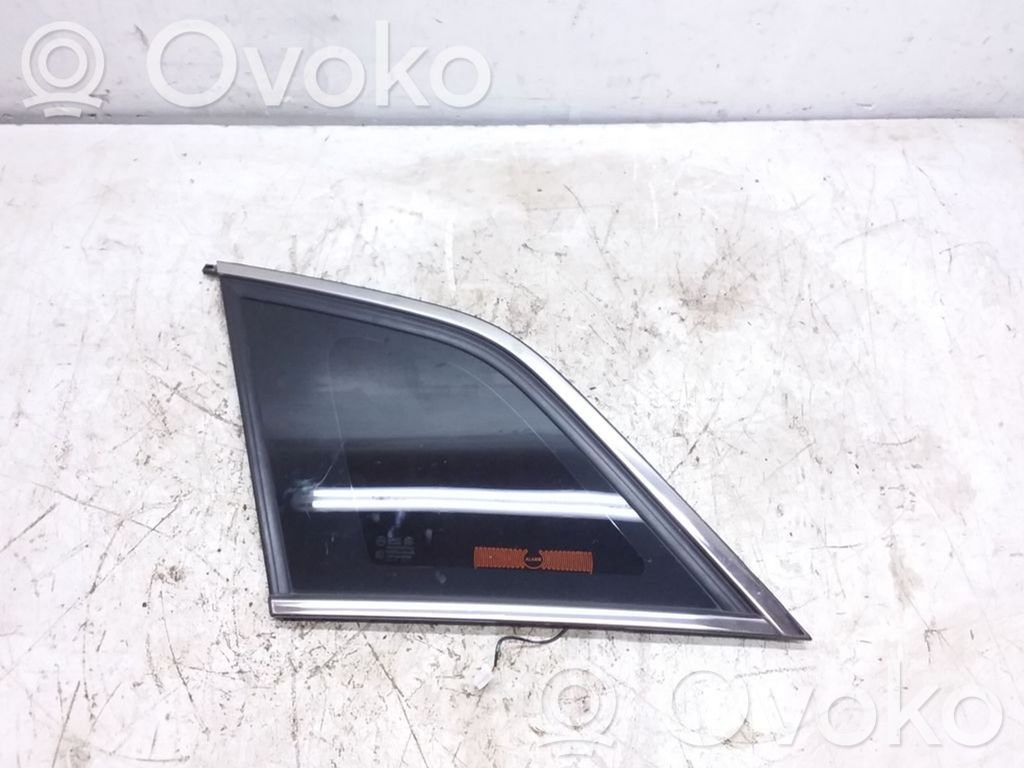 Opel Antara Rear side window 