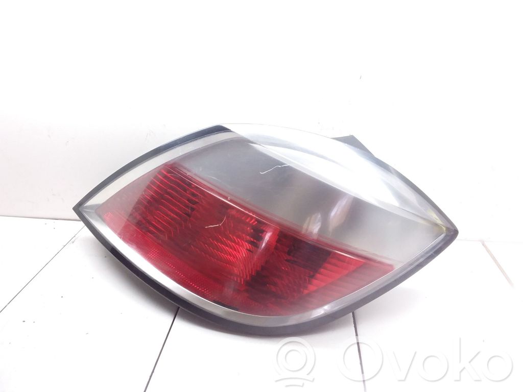 Opel Astra H Galinis žibintas kėbule 
