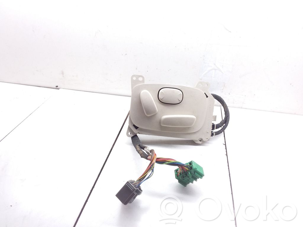 Interruptor de control del asiento   2R8314A700GA,10400969430