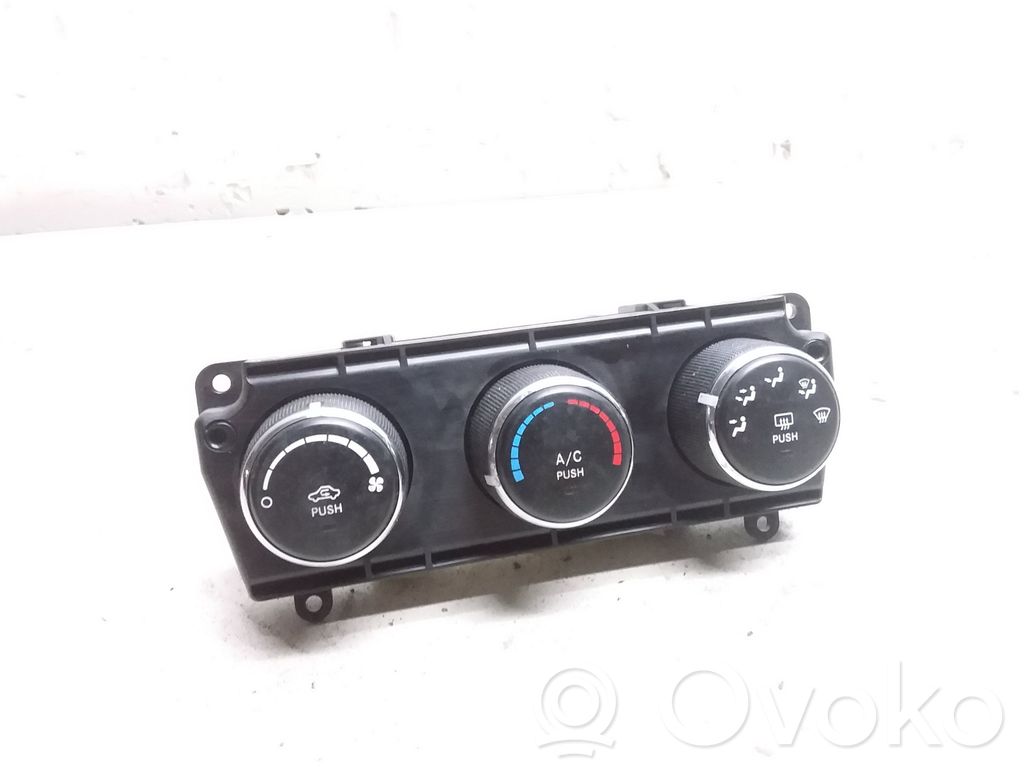 Jeep Compass Climate control unit 