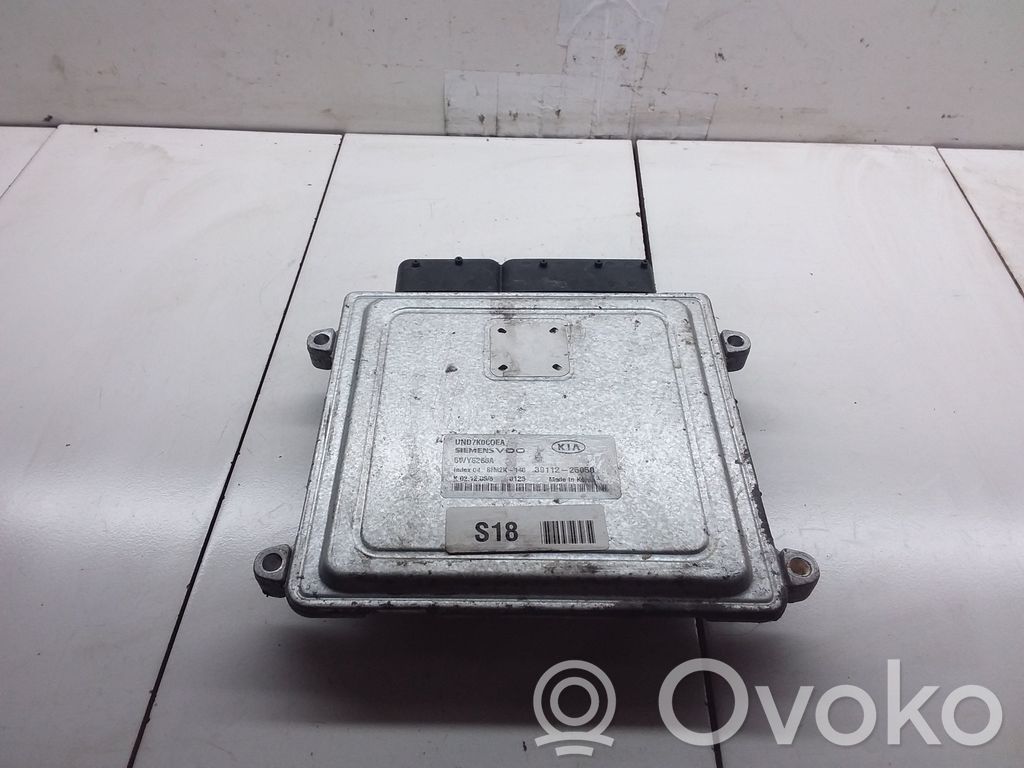 KIA Carens II Sterownik / Moduł ECU 