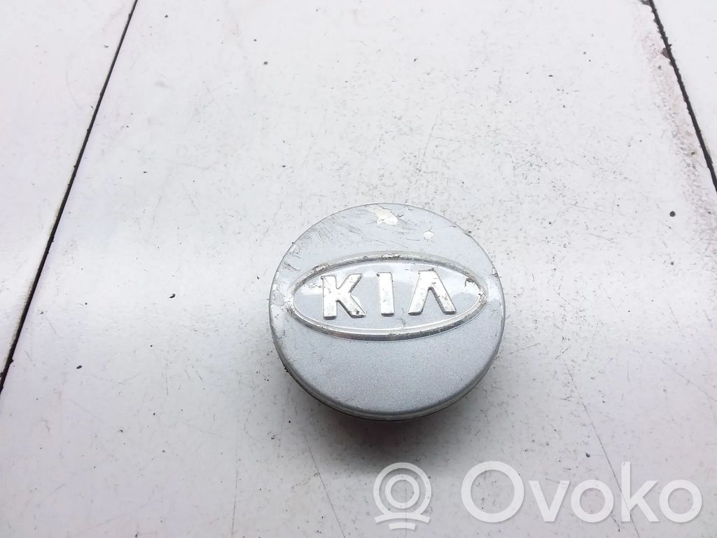 KIA Carens I Tapacubos original de rueda 