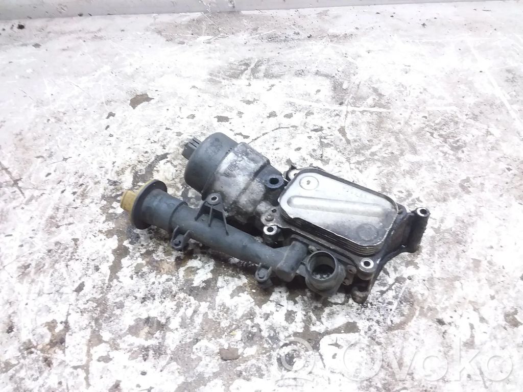 Opel Meriva A Oil filter mounting bracket 