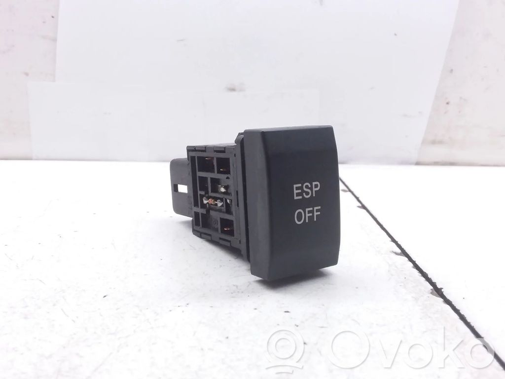 KIA Sorento ESP (stability program) switch 