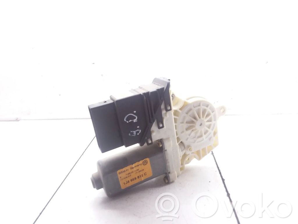 Volkswagen Golf IV Silniczek podnoszenia szyby drzwi tylnych 