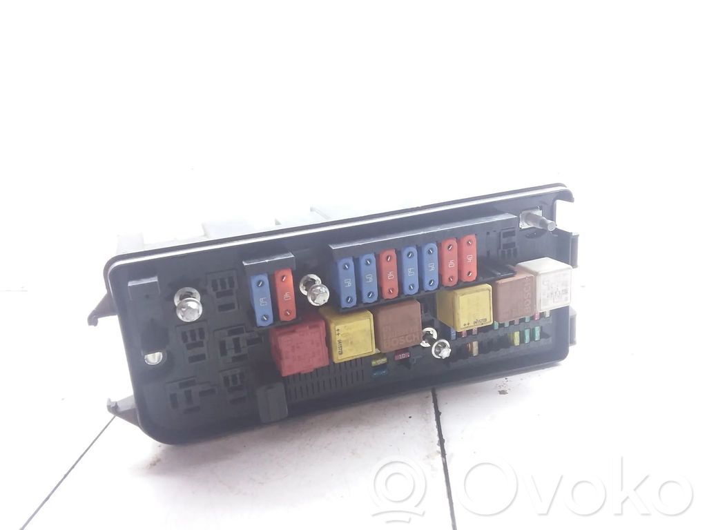 Opel Vectra C Fuse module 