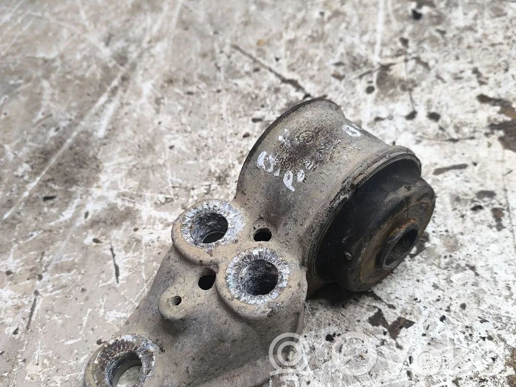 Volkswagen PASSAT B5.5 Soporte del eje trasero 