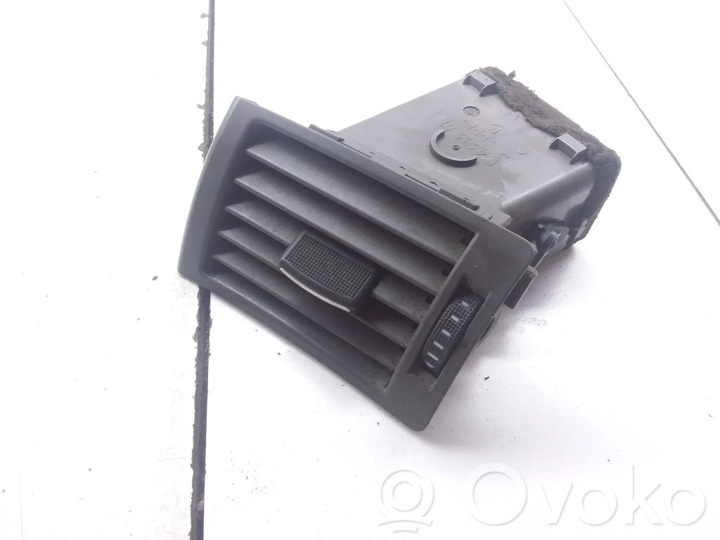 Audi A4 S4 B6 8E 8H Grilă ventilație/ramă laterală bord 