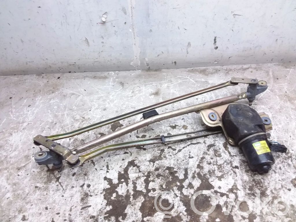 Saab 9-5 Front wiper linkage and motor 
