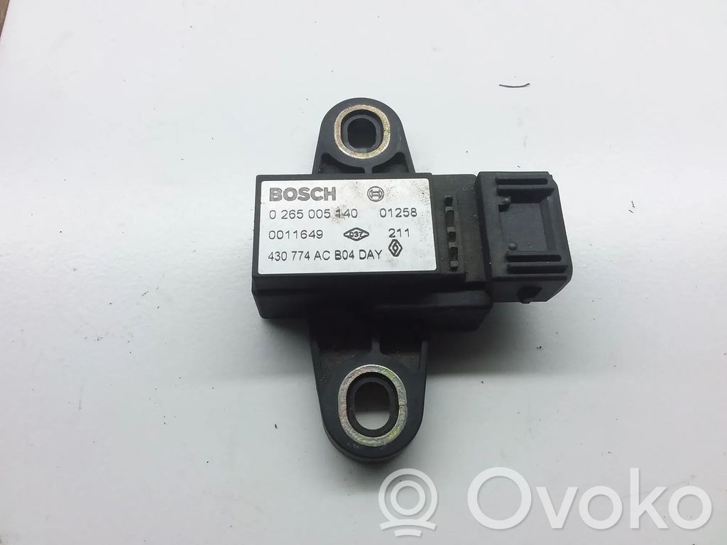 Renault Scenic I Airbagsensor Crashsensor Drucksensor 