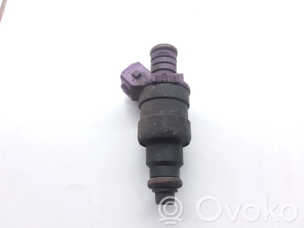 Volvo S40, V40 Inyector de combustible 