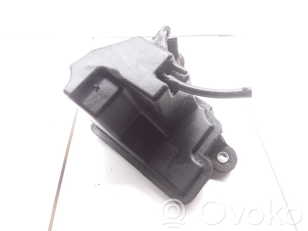Volvo V50 Depósito de aire en vacío 
