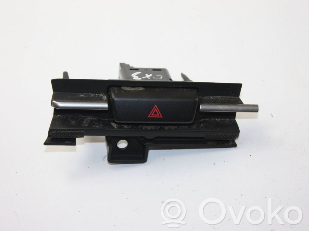 Mazda CX-3 Hazard light switch 