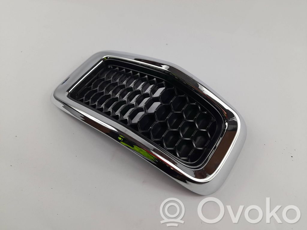 Jeep Cherokee KL Etusäleikkö 