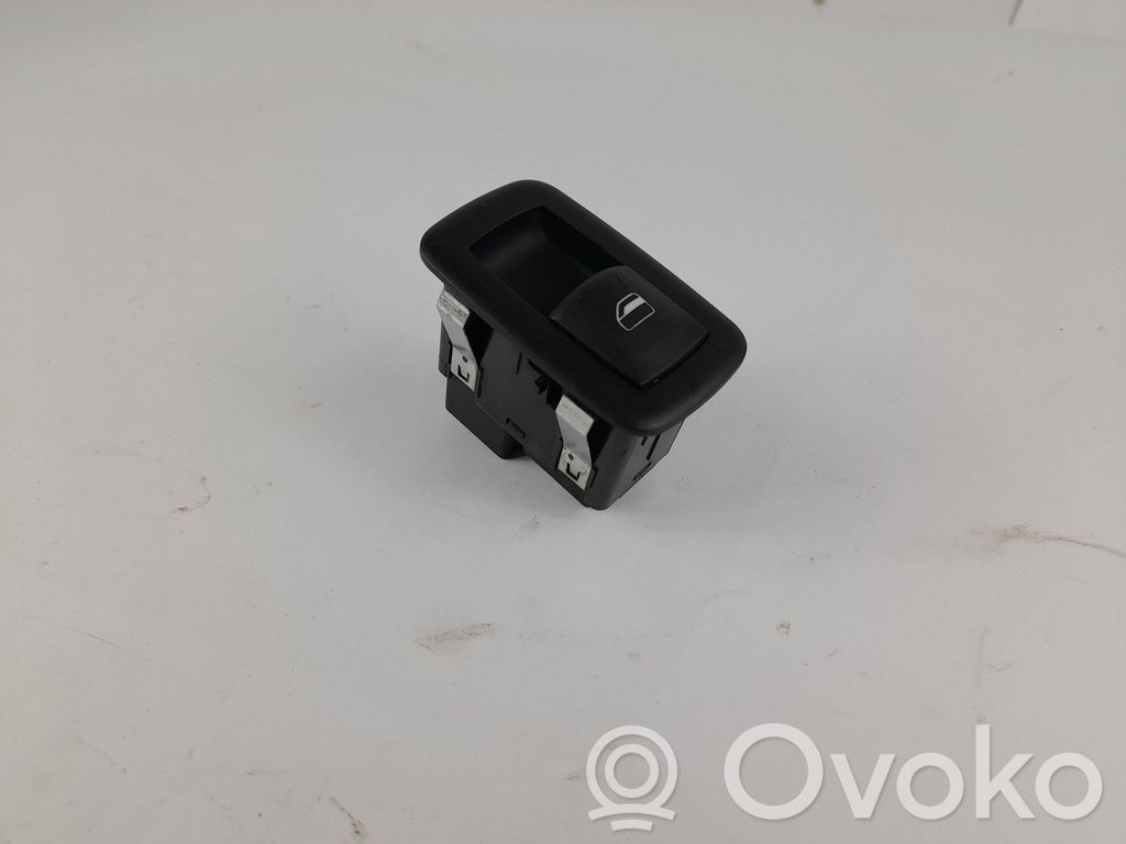Jeep Cherokee Electric window control switch 
